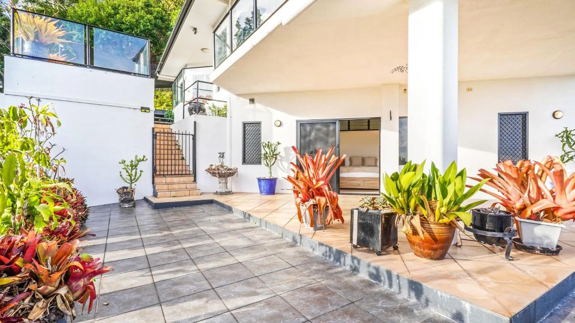 Elevate Your Stay At Cloud Nine Bayview Heights Holiday home