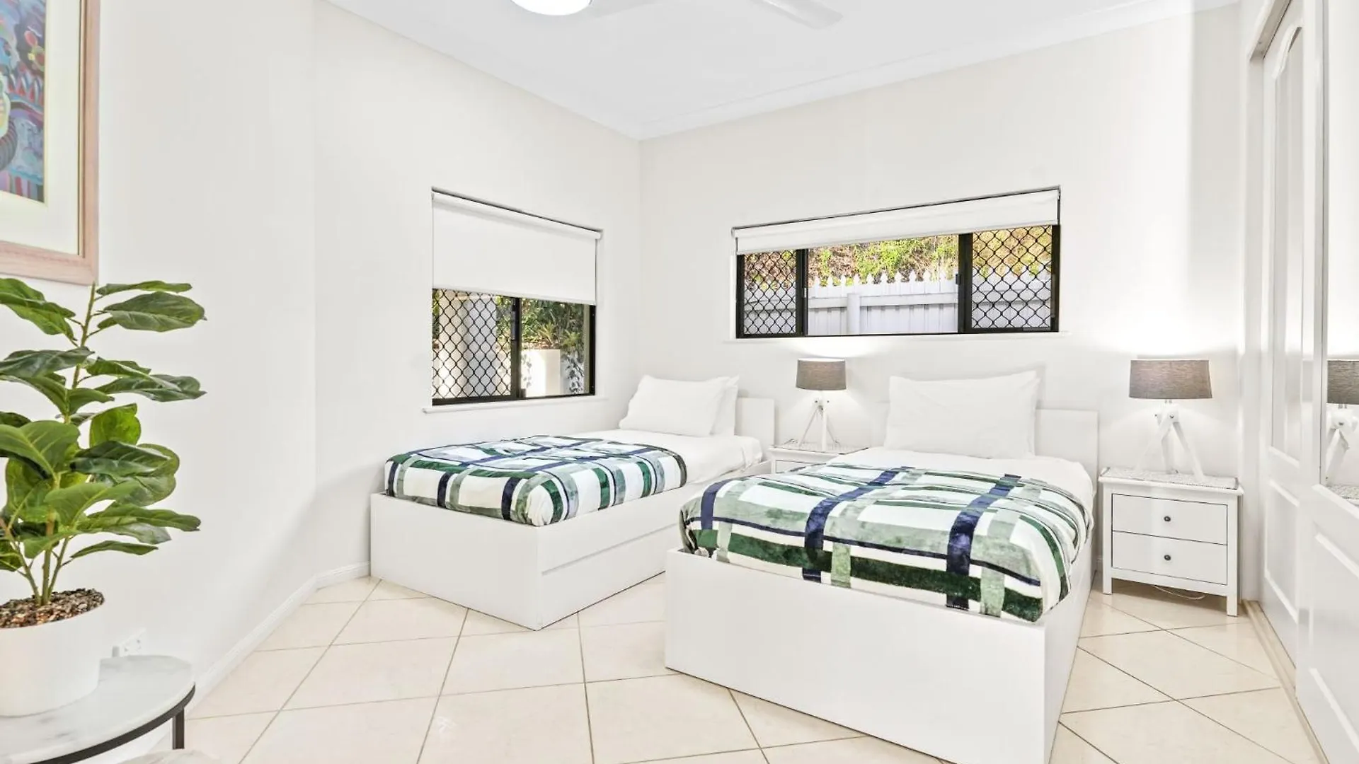 Elevate Your Stay At Cloud Nine Bayview Heights Holiday home
