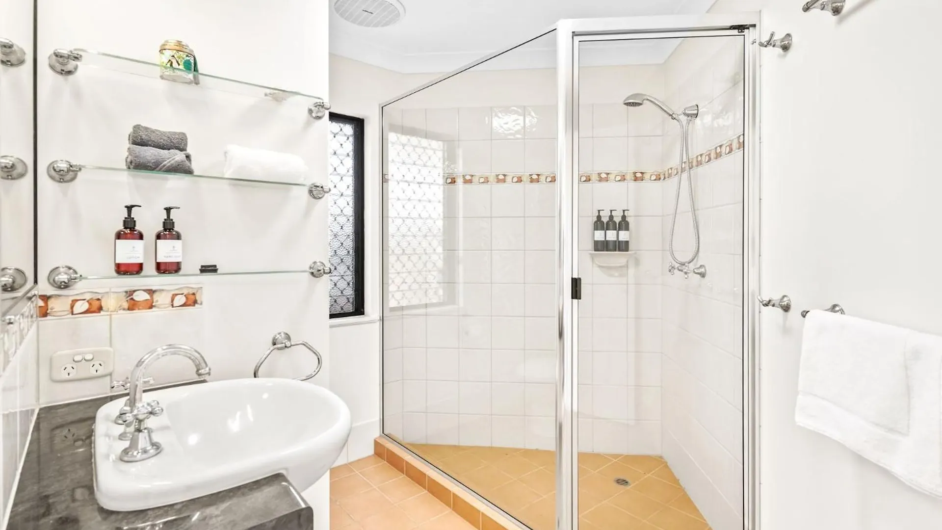 Сasa de vacaciones Elevate Your Stay At Cloud Nine Bayview Heights Australia